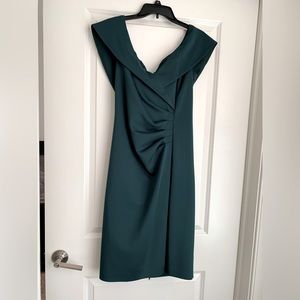 Size: 16 Designer: X by Xscape Color: Forest Green